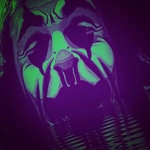 Meet your Posher, Vince